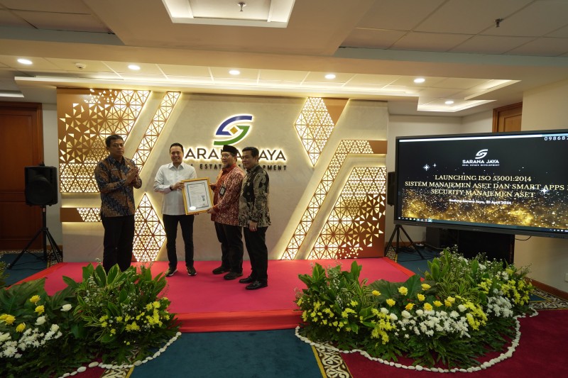 Perumda Pembangunan Sarana Jaya Pertama di DKI Jakarta yang Terima Sertifikat Manajemen Aset ISO 55001:2014